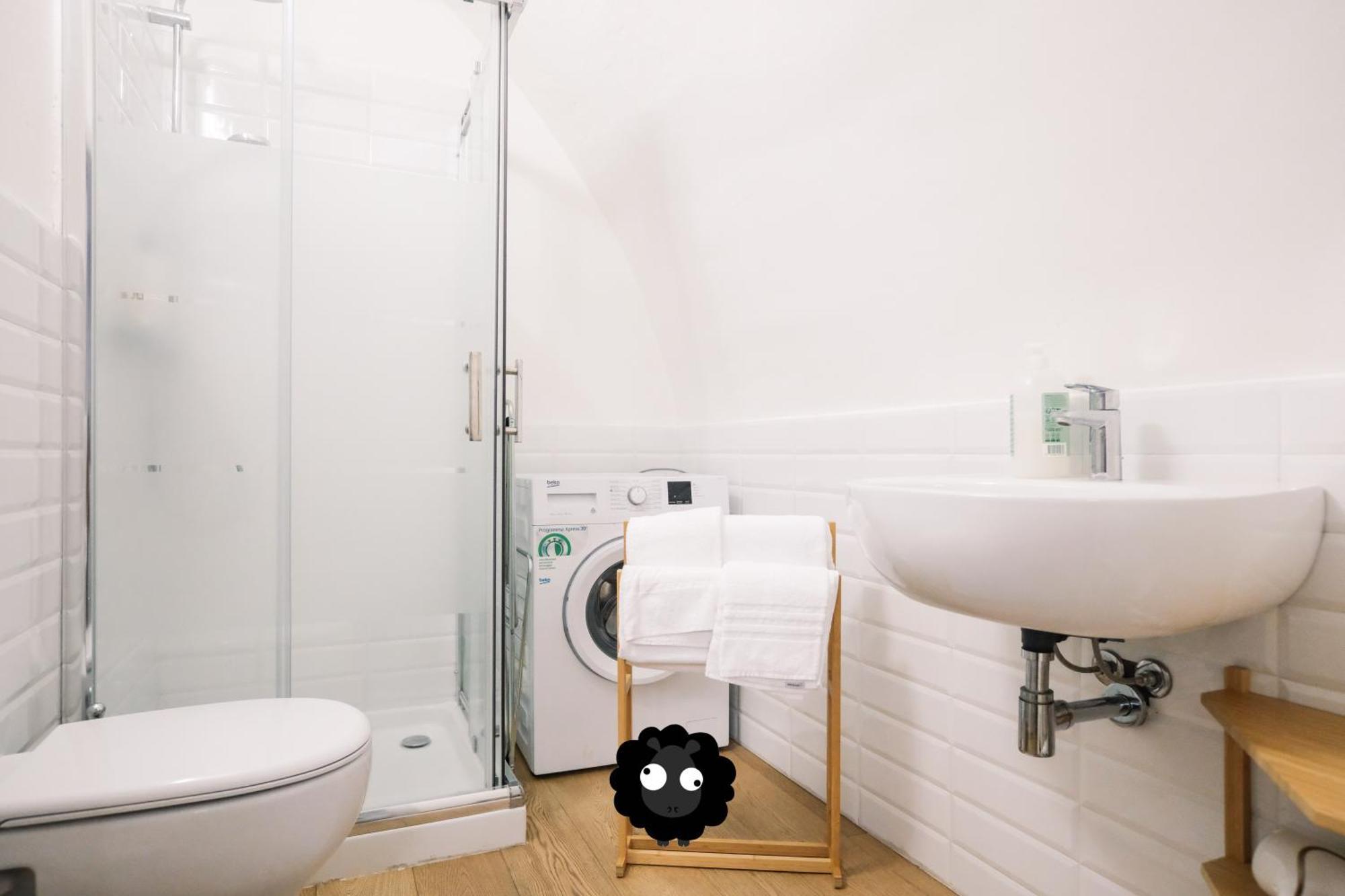 Apartamento Flat Il Torrazzo XIII Secolo Alzano Lombardo Exterior foto